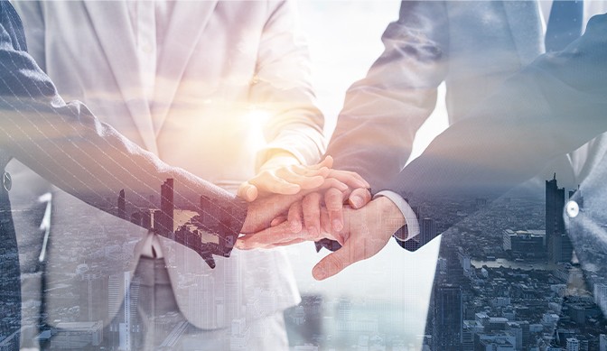 道之以政，齐之以邢，民免而无耻。道之以德,齐之以礼，有耻且格。