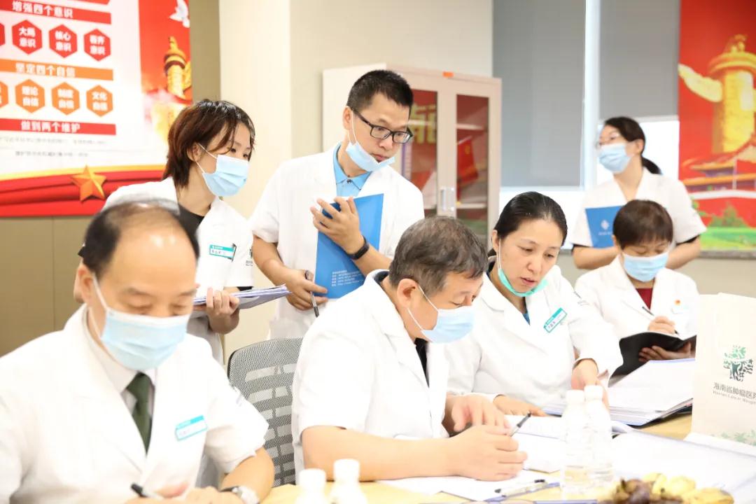 專家現(xiàn)場檢查3 9.4.jpg