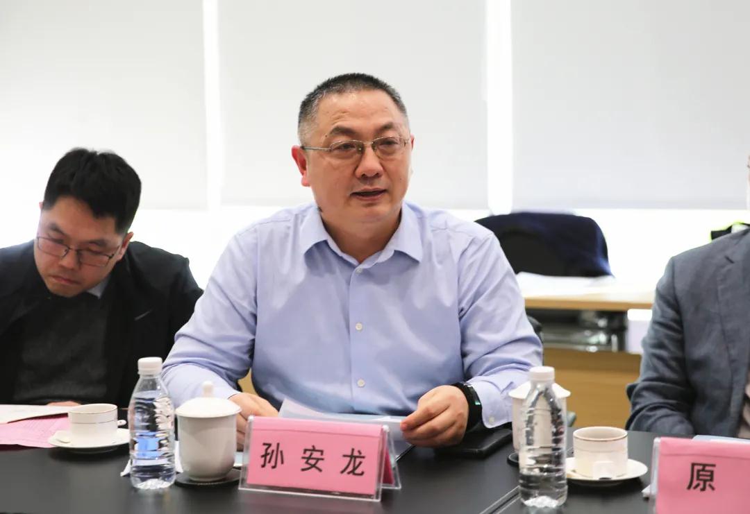 孫安龍副院長(zhǎng).jpg
