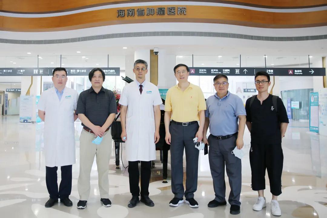 專家合影.jpg