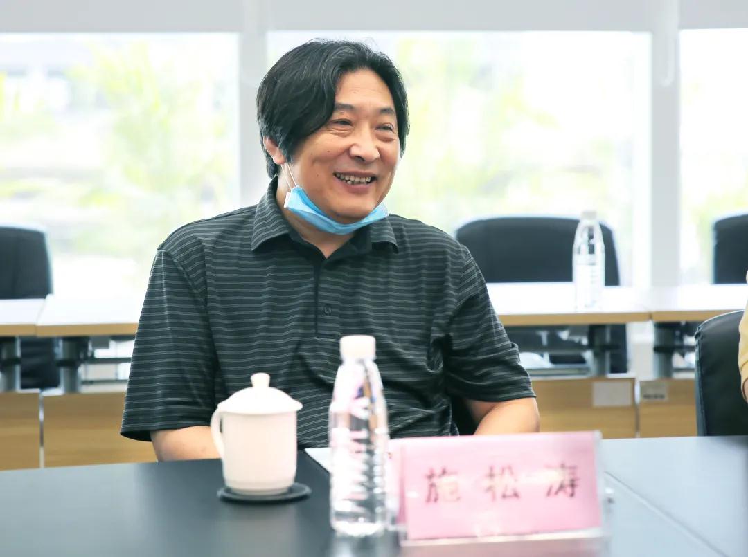 施松濤教授.jpg