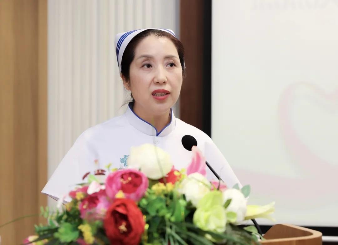 王治英副院長(zhǎng)主持大會(huì).jpg