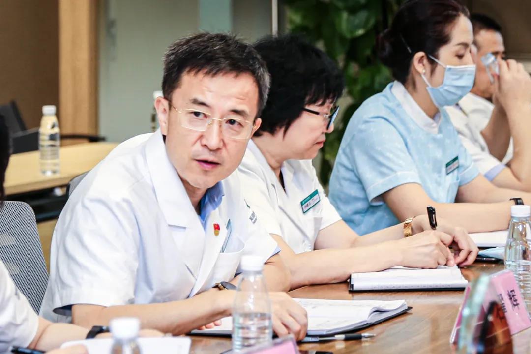黨委書記、執(zhí)行院長石耀輝講話.jpg