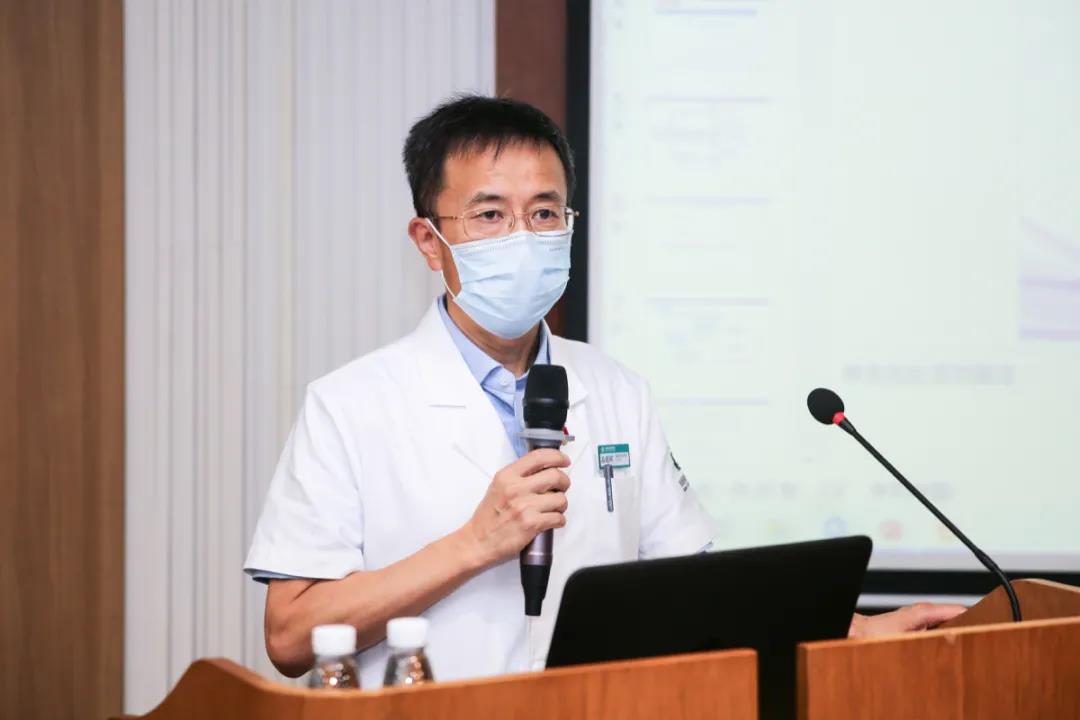 石耀輝執(zhí)行院長講話.jpg