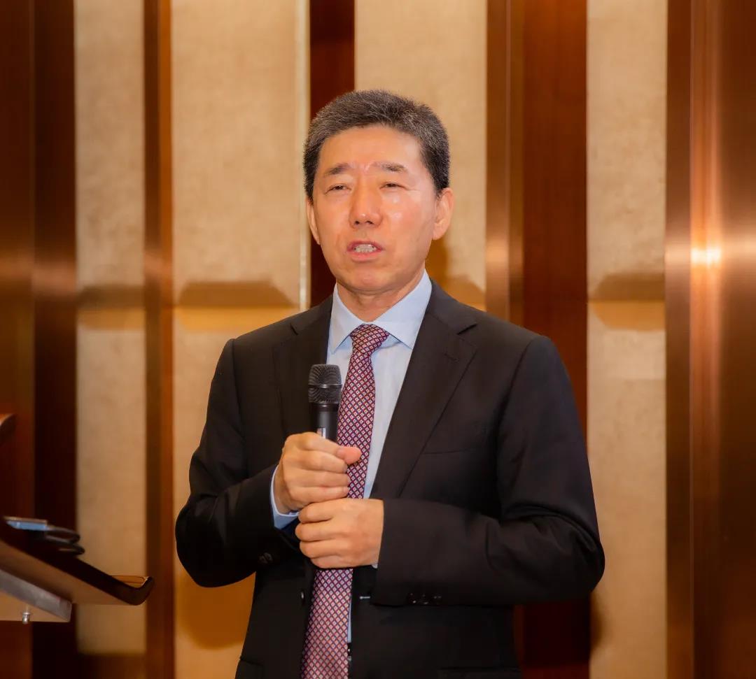 王長(zhǎng)利教授講話.jpg