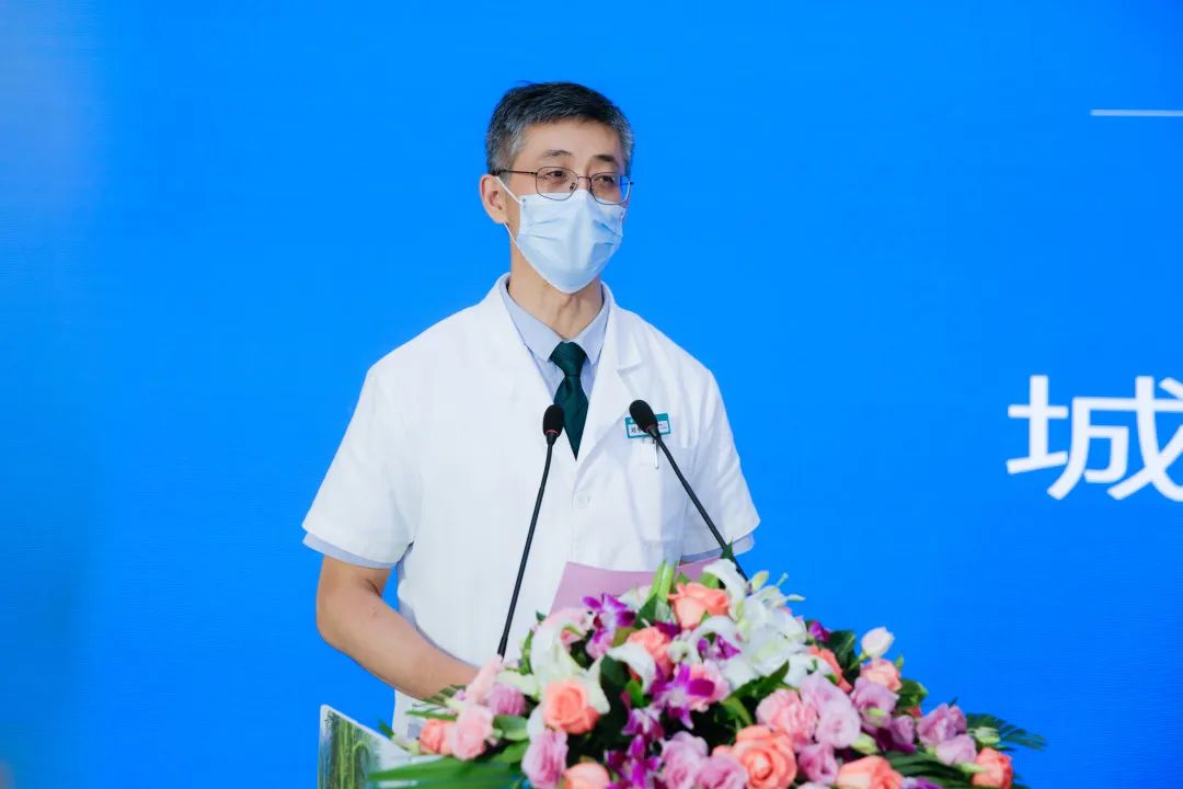 劉韋淞副院長介紹《2022年城市癌癥早診早治》項目開展情況.jpg