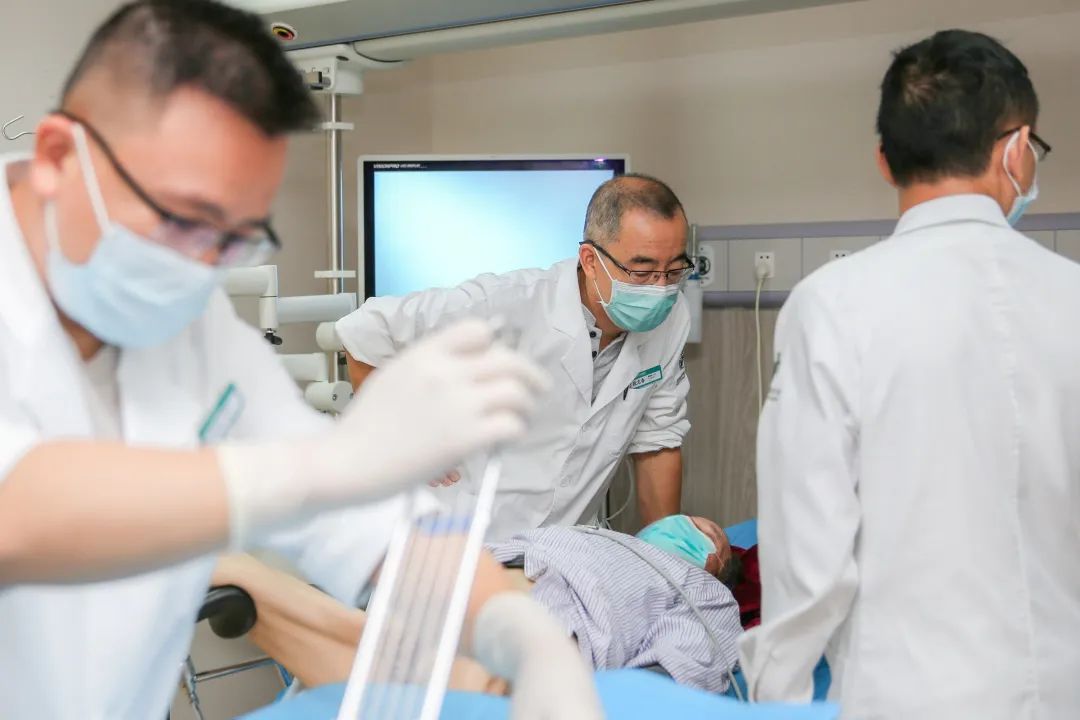海南省腫瘤醫(yī)院無痛膀胱鏡檢查 備受患者“青睞”1.jpg