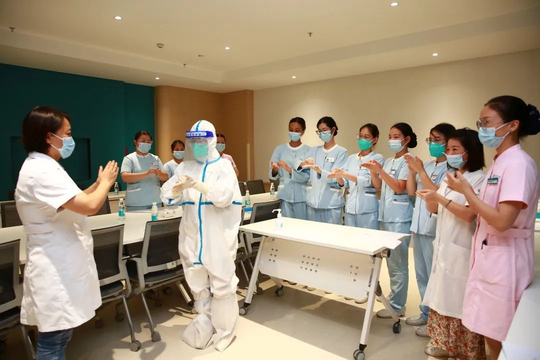召之能戰(zhàn) 我院開展核酸采樣全員培訓2.jpg