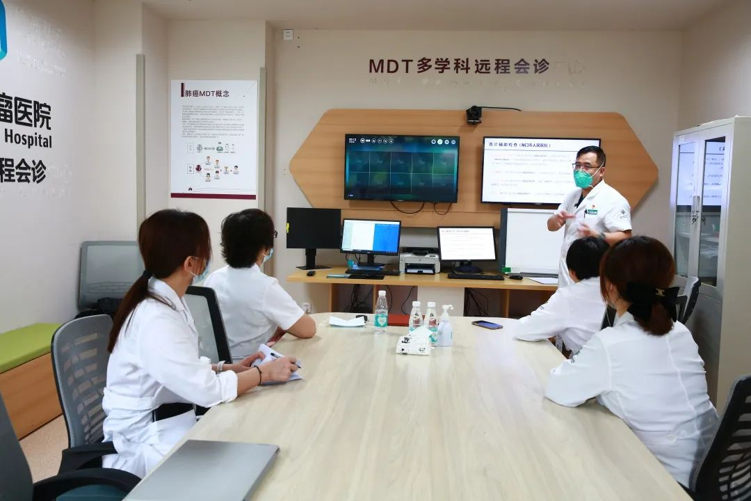 【名醫(yī)有約】國(guó)內(nèi)知名肺癌診療專家王長(zhǎng)利教授來(lái)啦！欲約從速！2.png